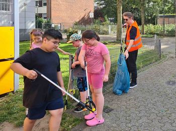 Einsatz mit Kindern für mehr Quartierssauberkeit